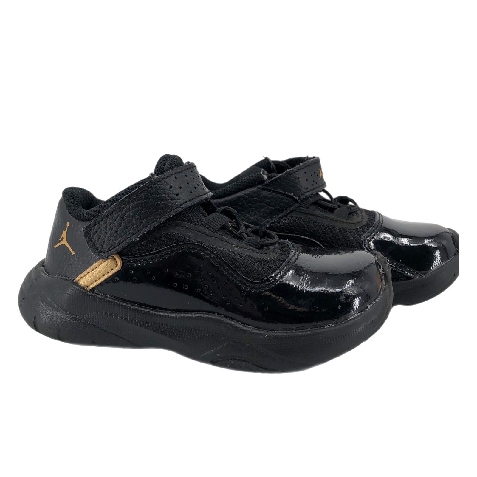 Nike Black Athletic 8C Sneakers