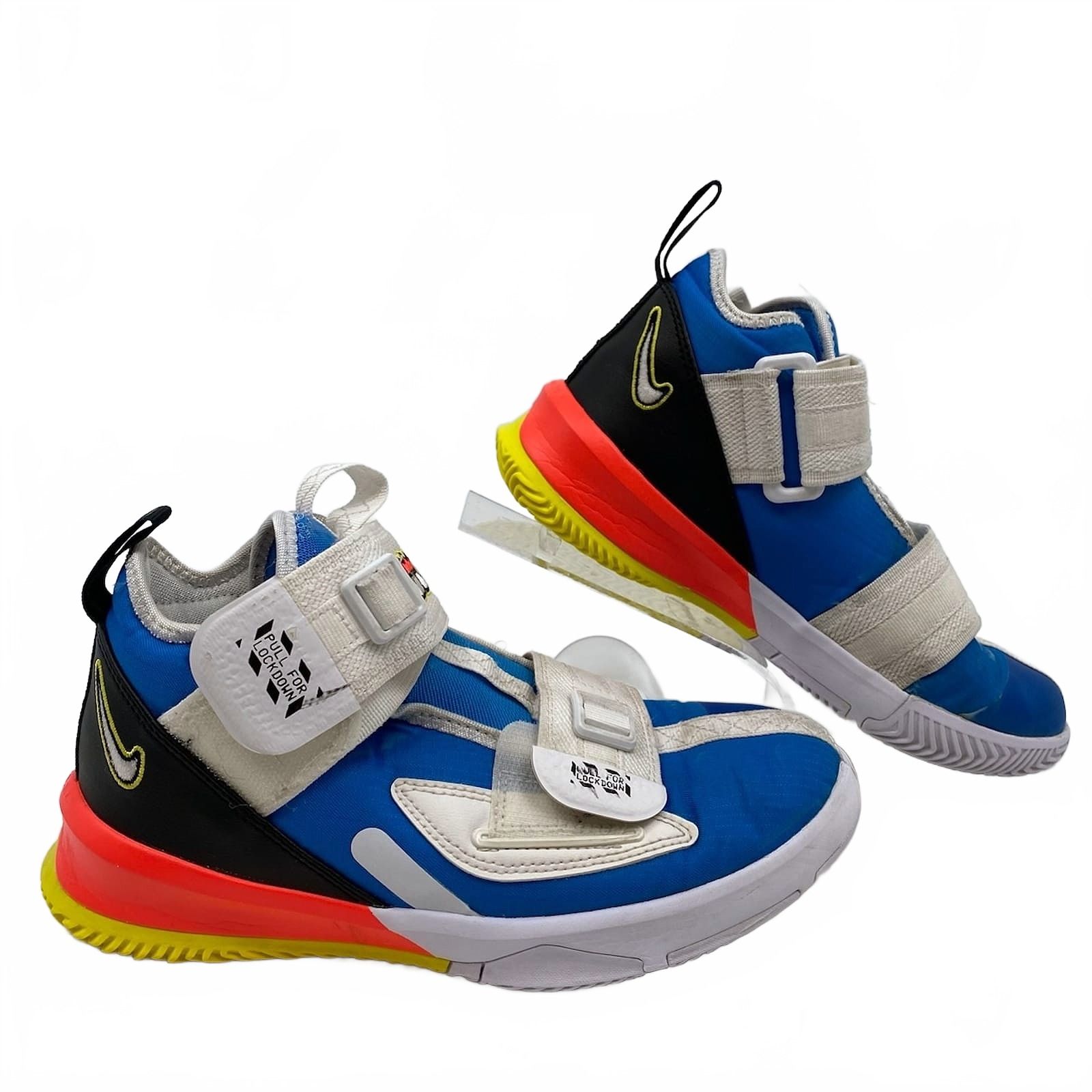Nike White-Blue Lebron Soldier 13 GS Kids Sneaker