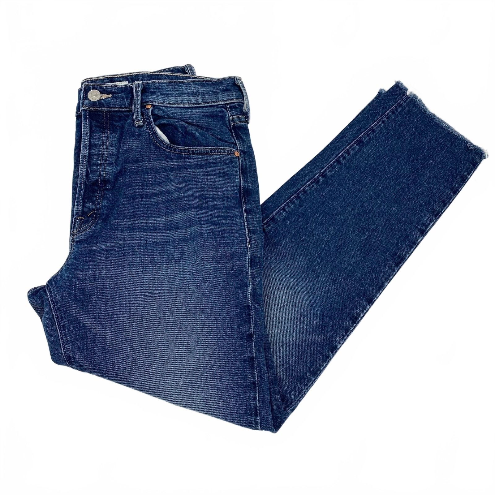 MOTHER Blue Jeans The Scrapper Cuff Ankle Fray
