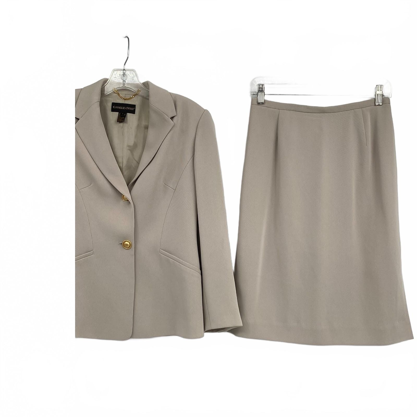 Classiques Entier Beige Skirt Set