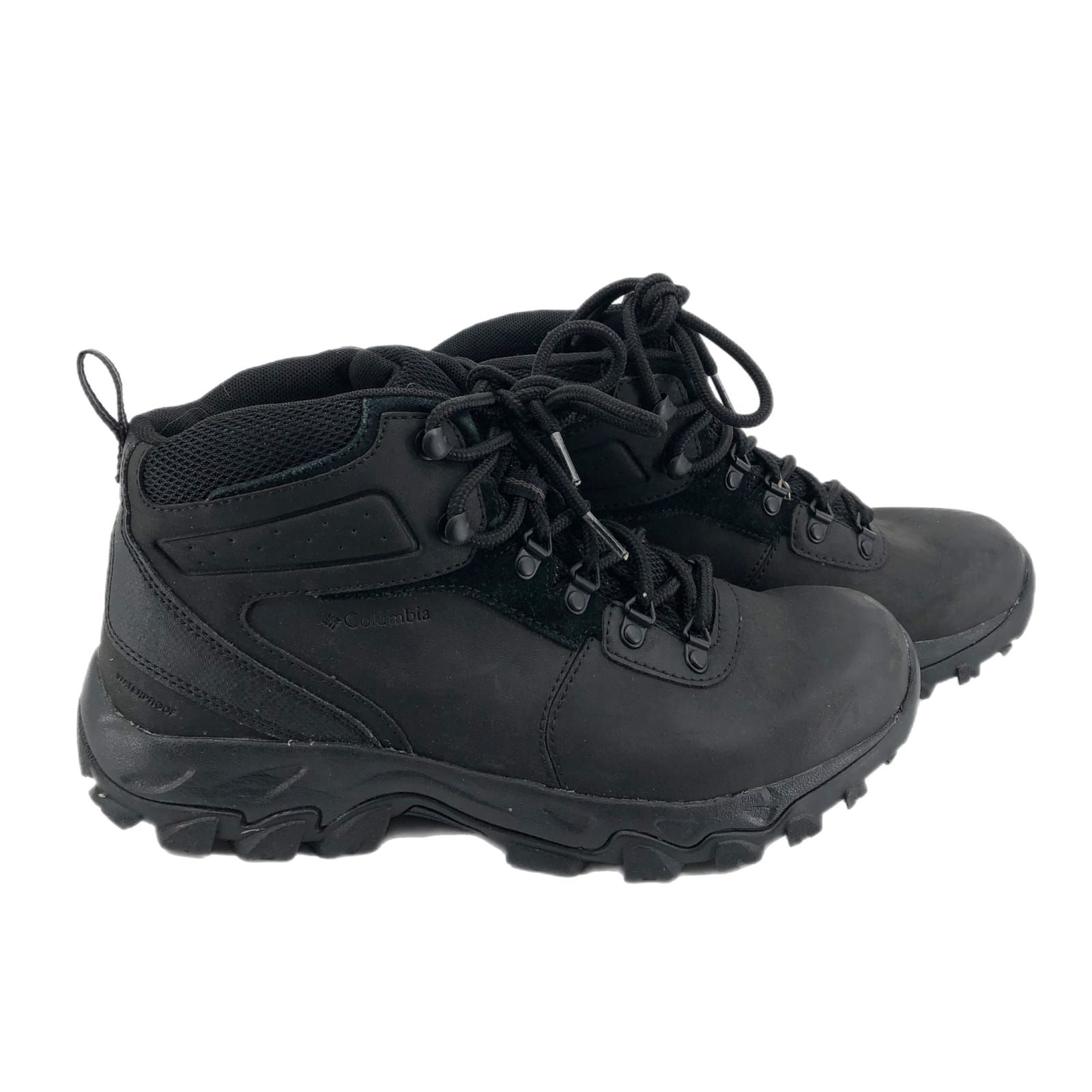 Columbia Black Leather Lace-Up Boots