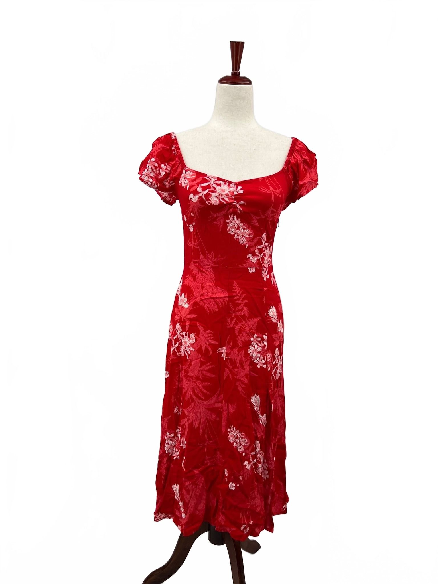 Chelsea28 Red/White Floral Maxi Dress