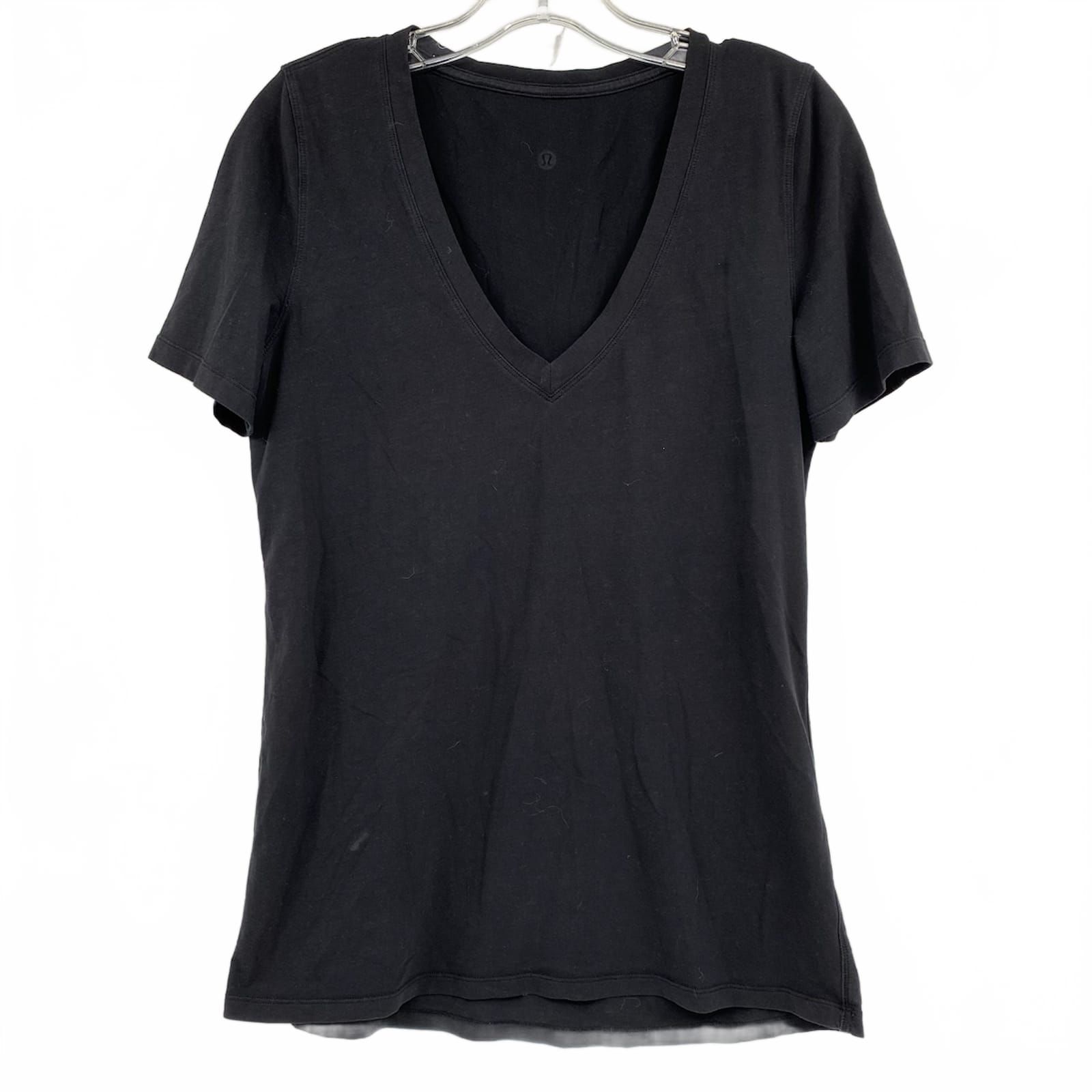 Lululemon Black V-Neck Short Sleeve Tee