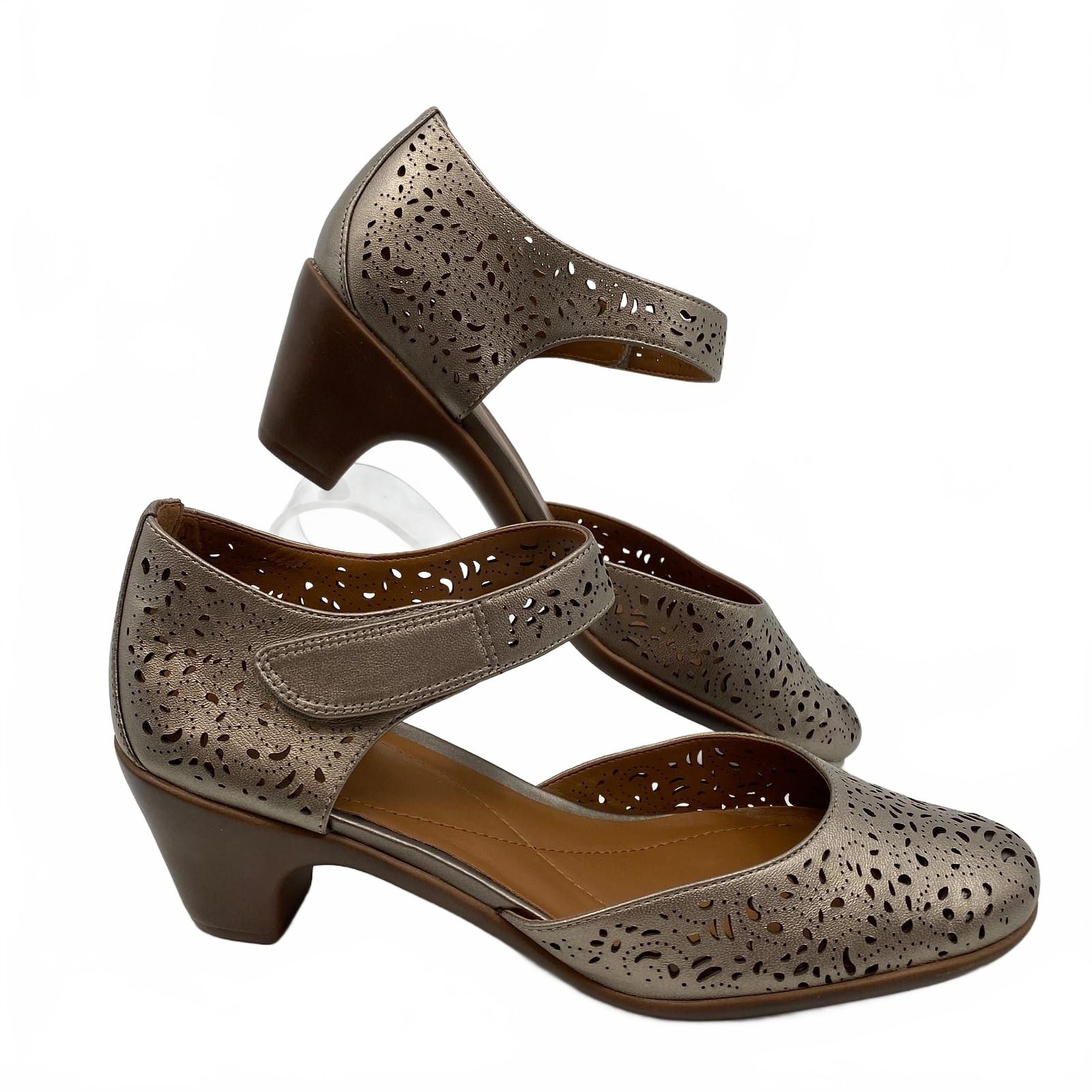 Easy Spirit Silver Laser Cut Heels