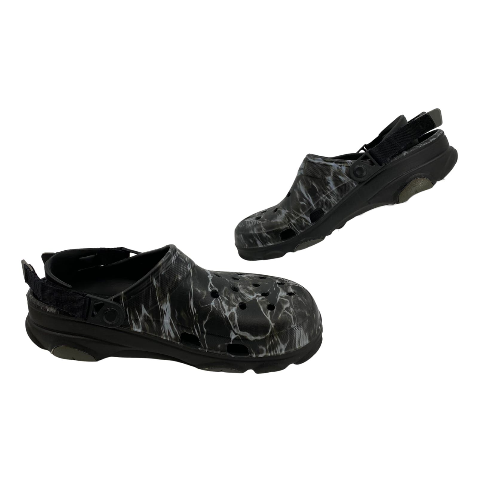 CROCS Black Classic Sandals