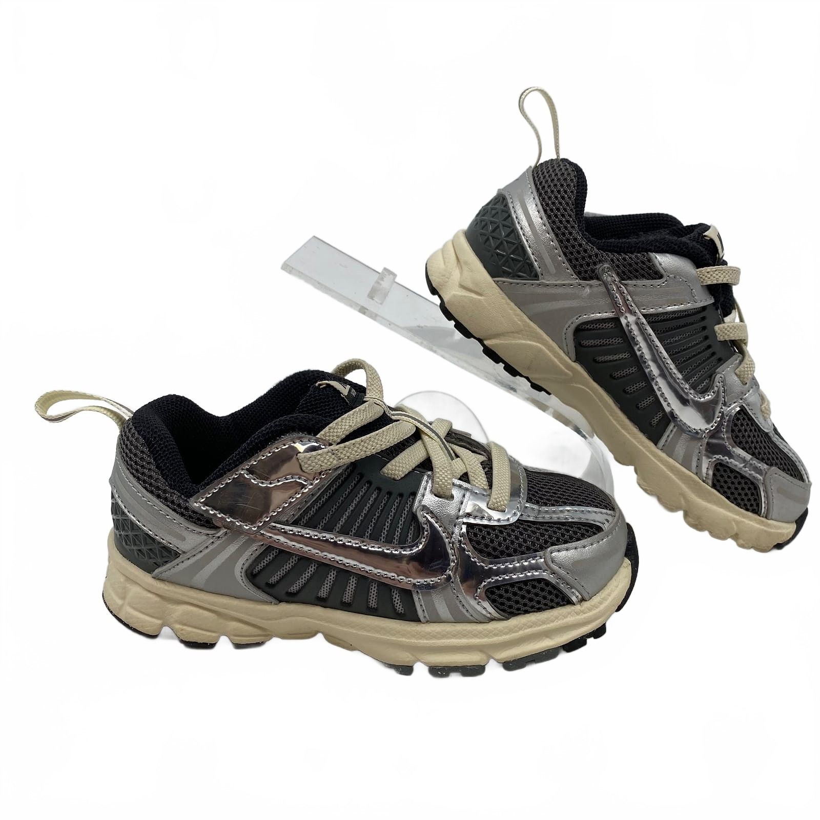 Nike Silver Black Vomero Sneakers