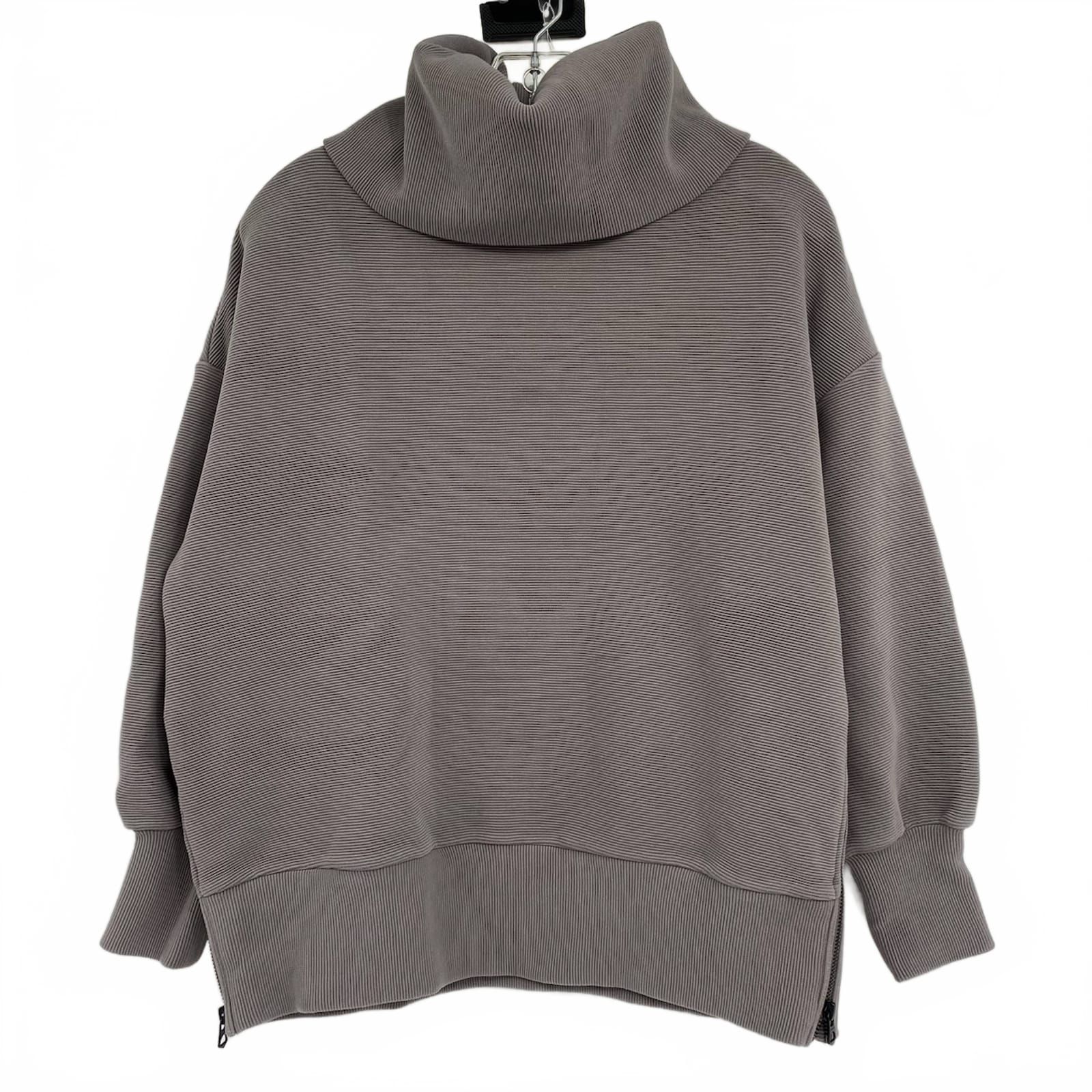 Varley Gray Turtleneck Pullover Sweatshirt