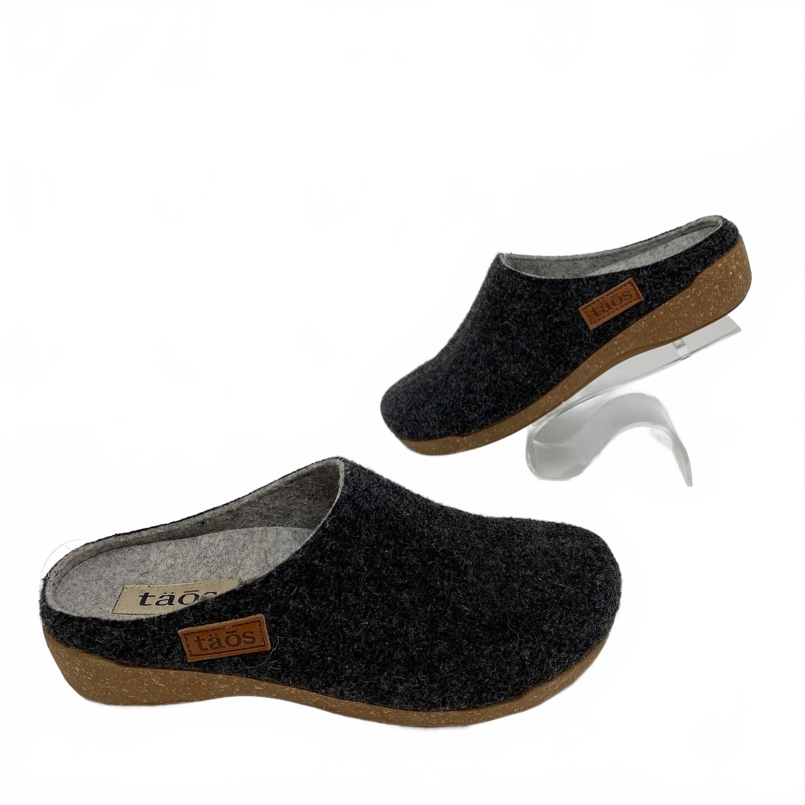 Taos Footwear Gray Shoes